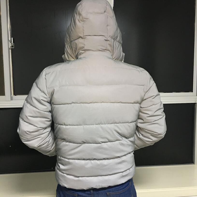 Reflektierende Winterjacke – warm, praktisch und stilvoll
